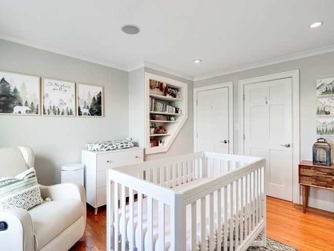 Building Photo - 166 Quincy Shore Dr