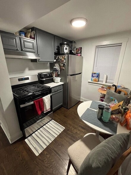 Building Photo - 3713 N Cicero Ave