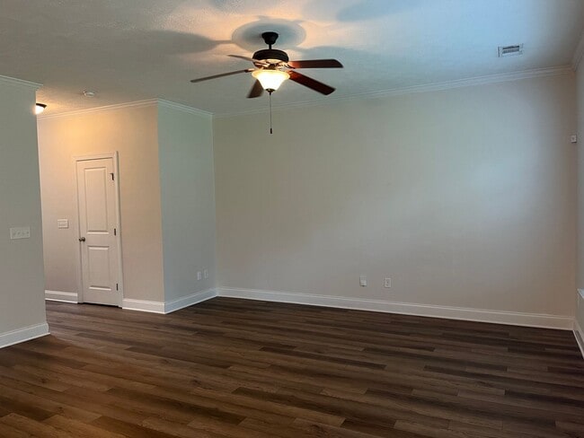 Building Photo - 742 Kensey Park Ln