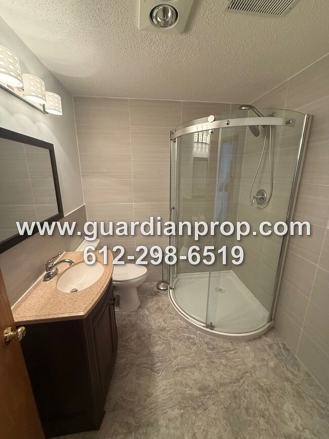 Building Photo - Shoreview House Available Now, Updated Kitchen & Baths, Open Floor Plan, Family Room, Mounds View...