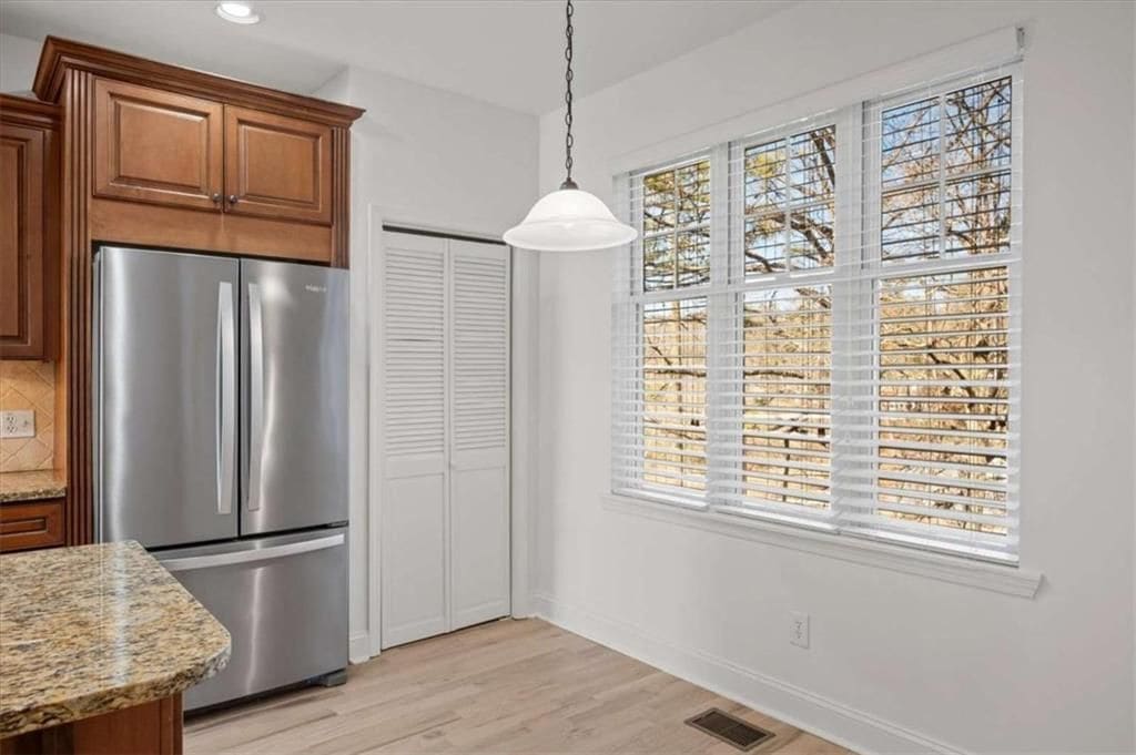 Building Photo - 110 Garrison Walk