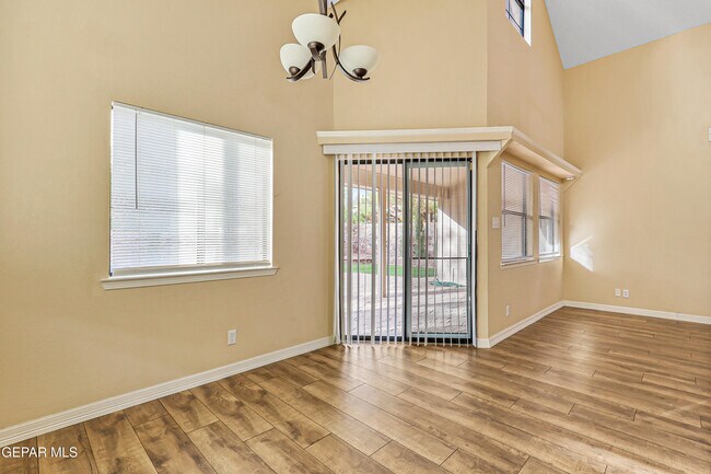 Building Photo - 7229 Golden Hawk Dr