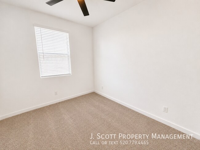 Building Photo - 3347 South Lily-
