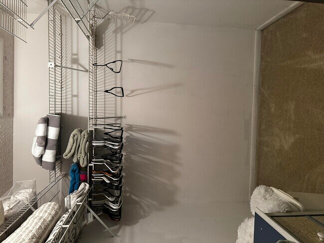 Building Photo - 2543 Bedford Mews Dr