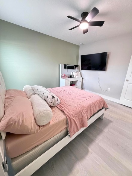 Building Photo - 4249 SW Whitebread Rd