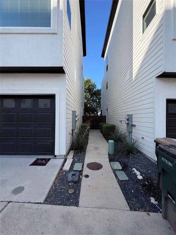 Building Photo - 1417 Kramer Ln