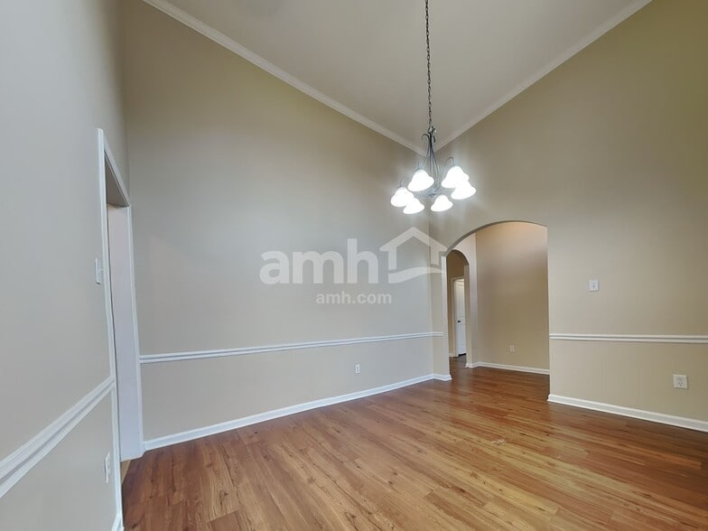 Building Photo - 95 Sweet Leaf Ln