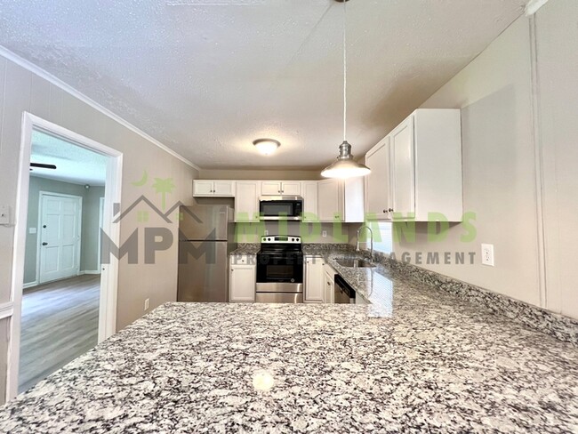 Building Photo - 202 Partridge Dr