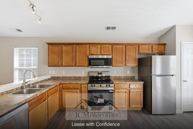 Building Photo - 2016 Willis Dr