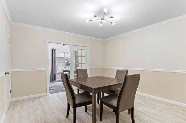 Building Photo - 15920 Archwood Ln