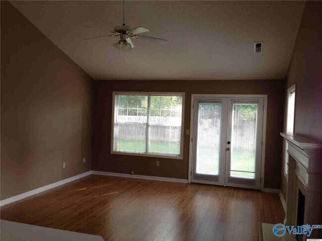 Building Photo - 110 Wildweed Ct