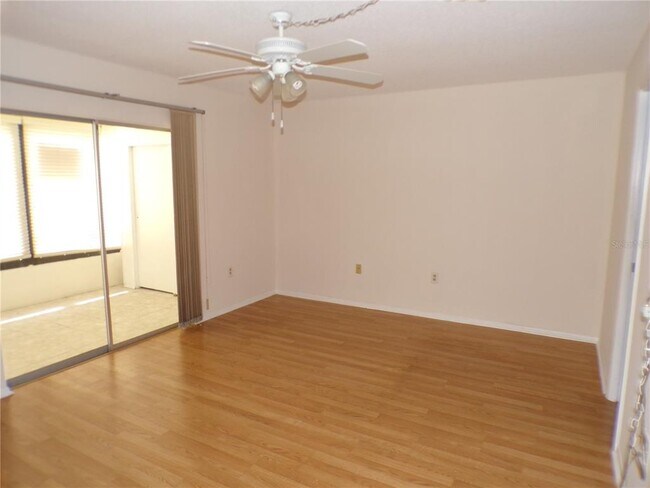 Building Photo - 102 Capri Isles Blvd