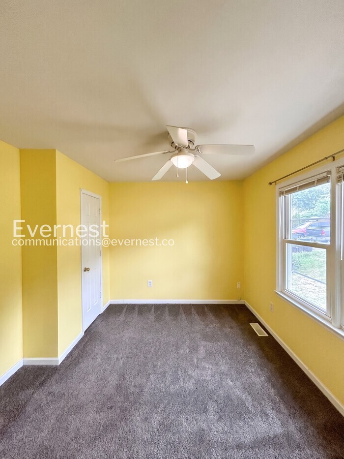Building Photo - 11406 Wentworth Ct