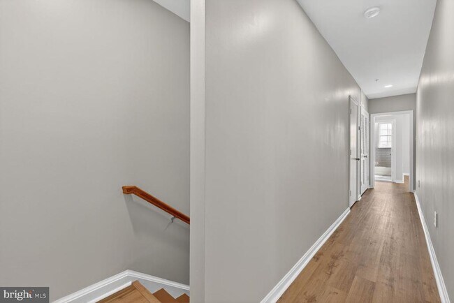 Building Photo - 1008 Rittenhouse St NW