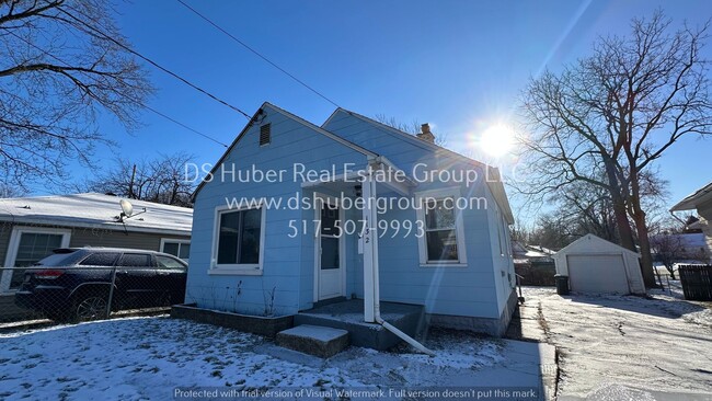 Building Photo - 2 bedroom home in North Lansing available ...