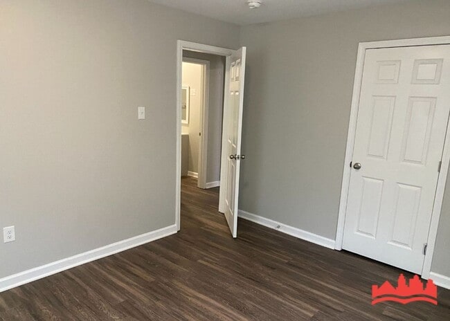 Building Photo - 3625 Vivia Ave