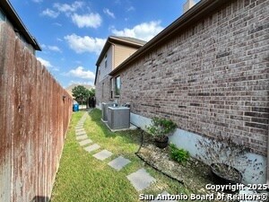 Building Photo - 3751 Chicory Bend