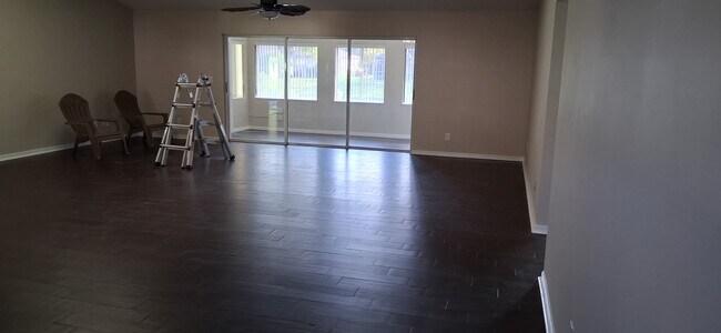 Building Photo - 31 Old Sunbeam Dr