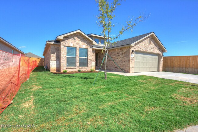 Primary Photo - 10502 Abbeville Ave