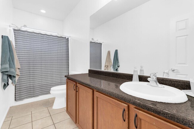 Building Photo - Stunning Single-Level Rental In The Highly Sought-After Anthem at Merrill Ranch!