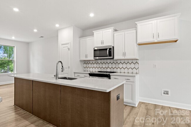 Building Photo - 120 Judson Ave