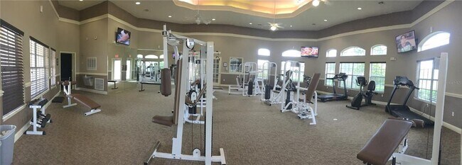 Building Photo - 14025 Fairway Island Dr