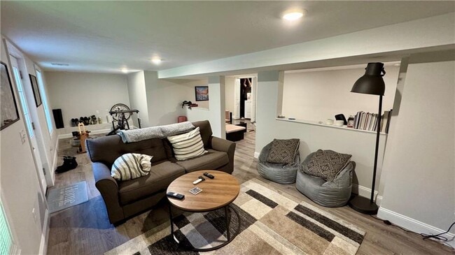 Building Photo - 8 SeaBreeze Ter