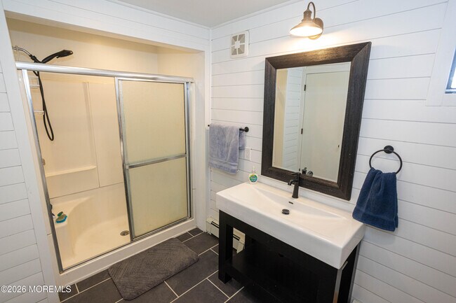 Building Photo - 17 George Rd