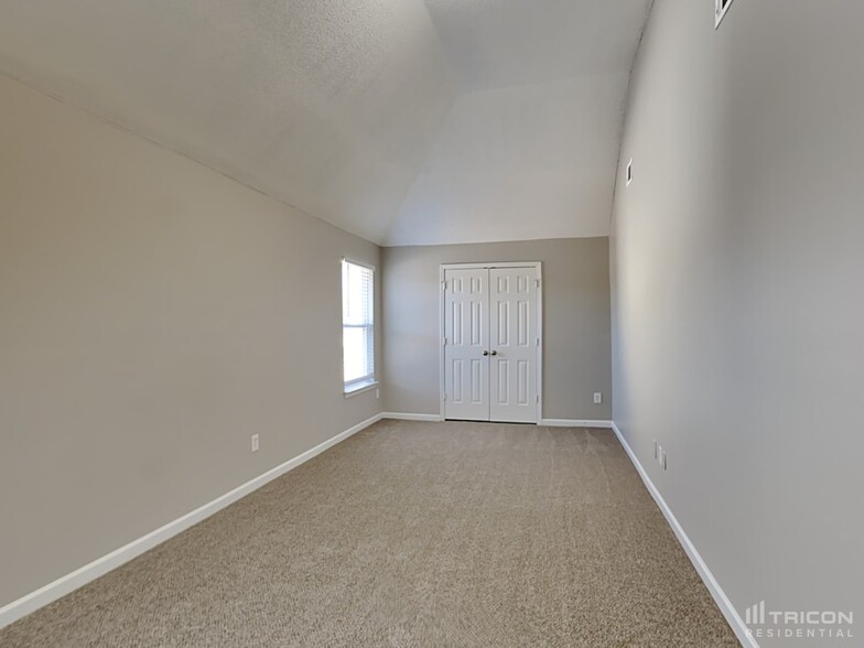 Building Photo - 5148 Estonian Dr