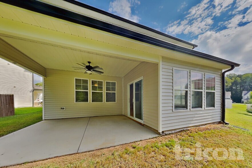 Building Photo - 165 Lynnridge Dr