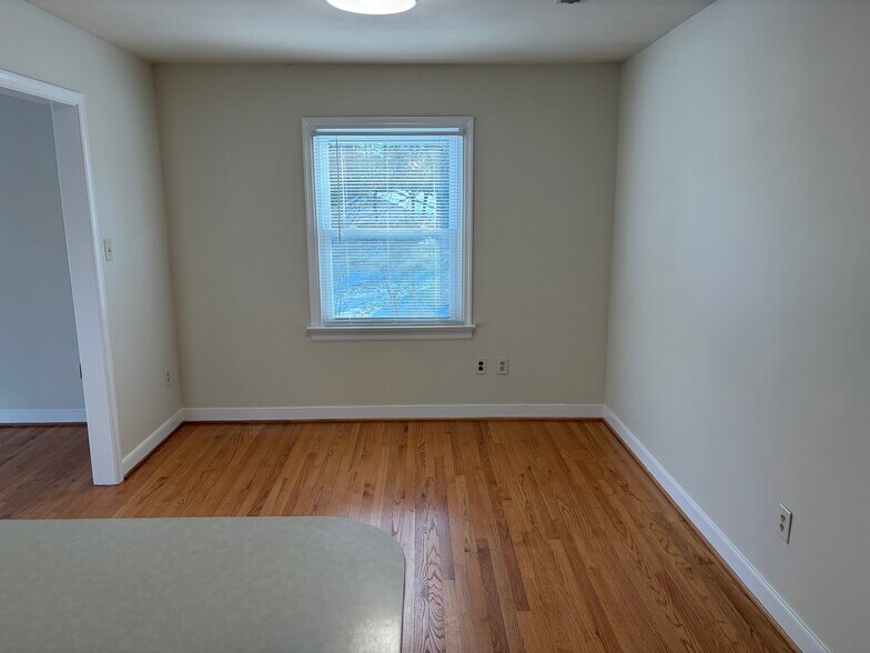 Building Photo - 9150 Gregory Dr