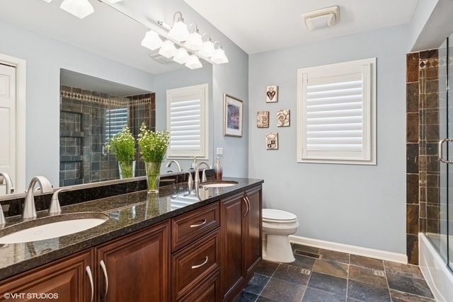 Building Photo - 8S241 Dunham Dr