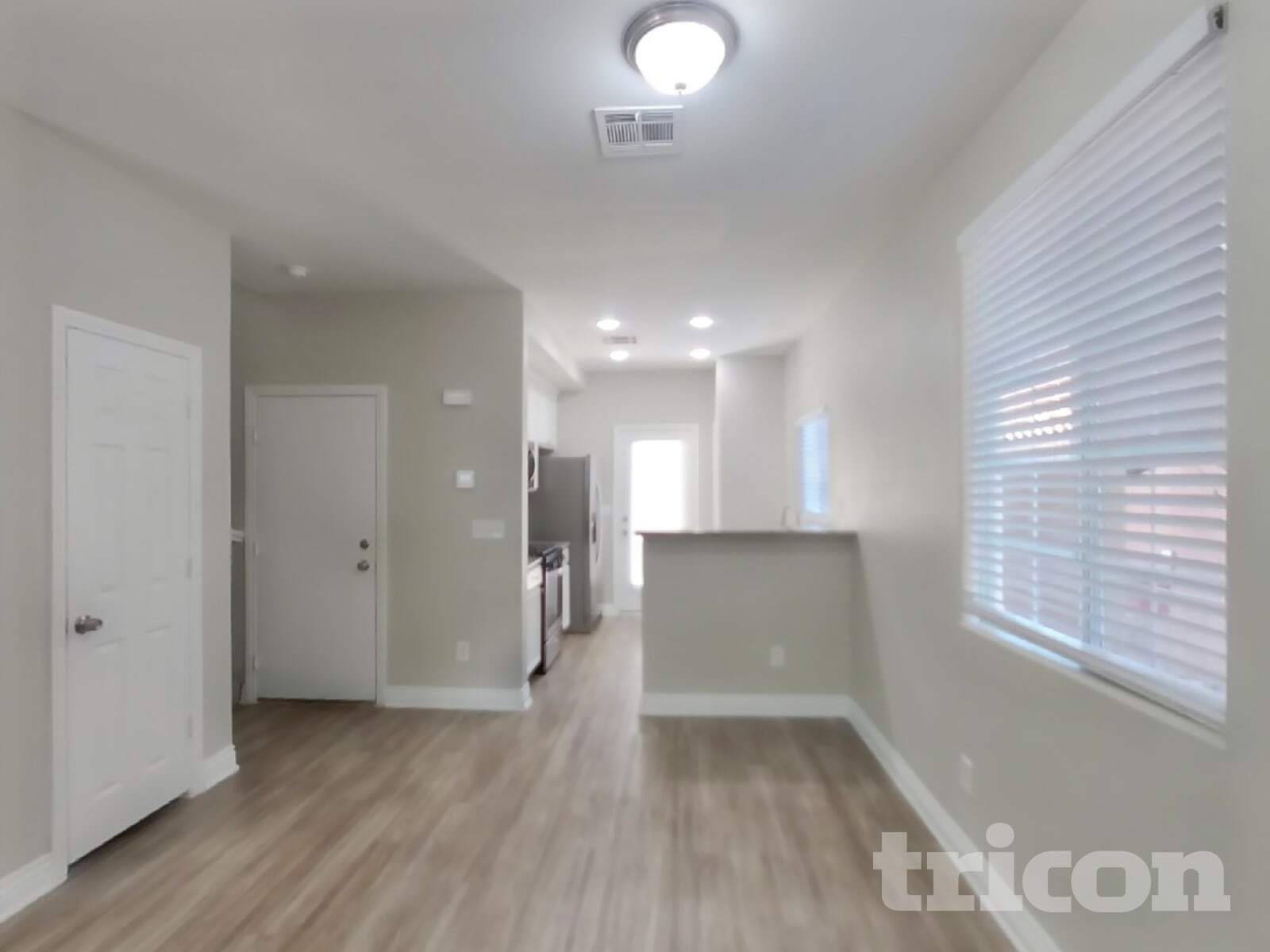 Building Photo - 9827 W Spinnaker Creek Ave
