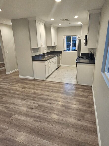 Building Photo - 7544 Denny Ave