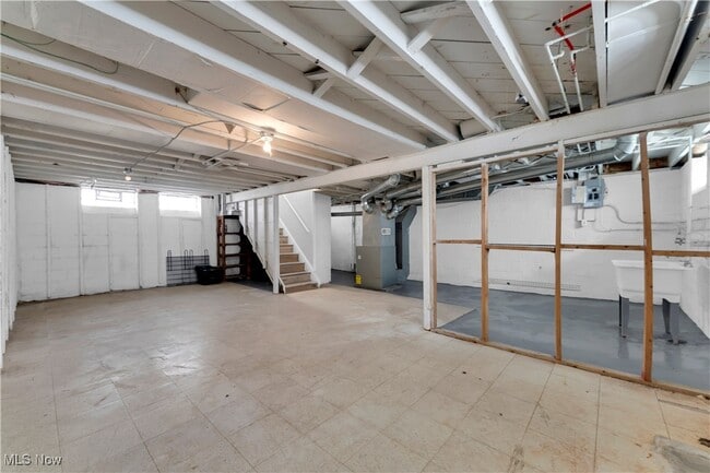 Building Photo - 12903 Rockside Rd