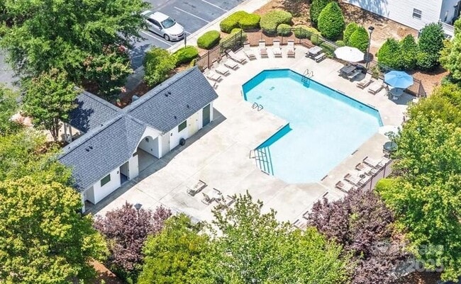 Building Photo - 10930 Kinston Ridge Pl