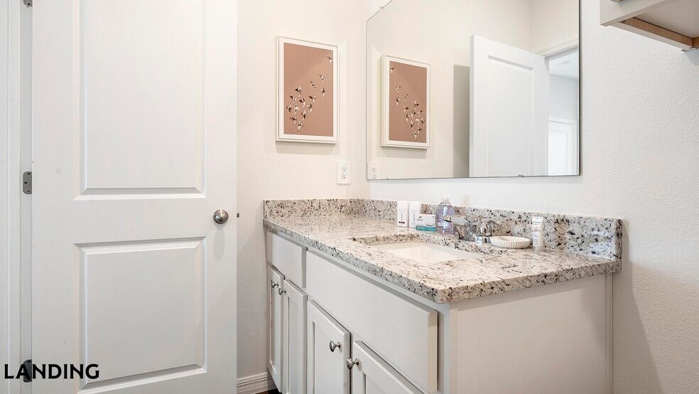 Building Photo - 8925 Livigno Wy