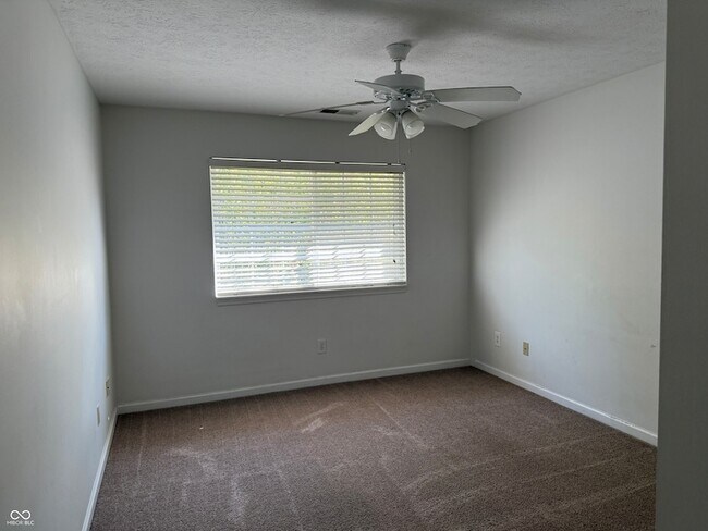 Building Photo - 9356 Villa Creek Dr
