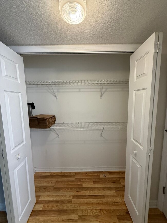 Building Photo - Adorable Two Story 2/2 Townhome in College...