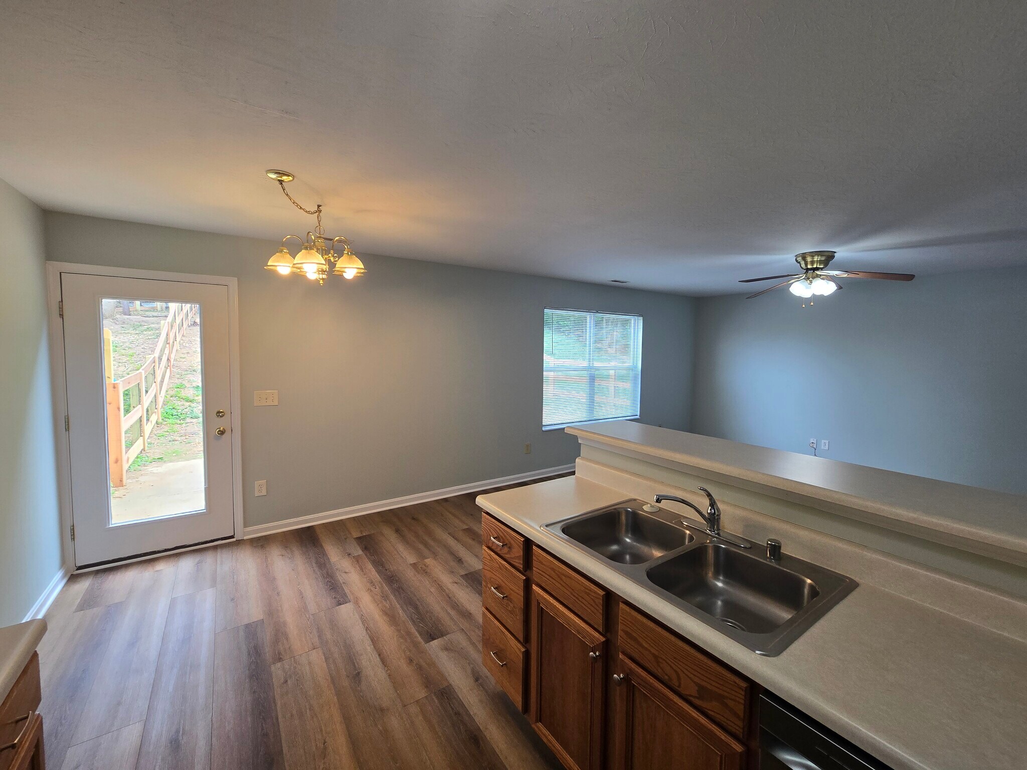 Building Photo - 94 Old Stephenson Mill Rd