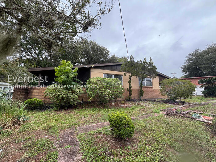 Building Photo - 6824 Rojo Ct