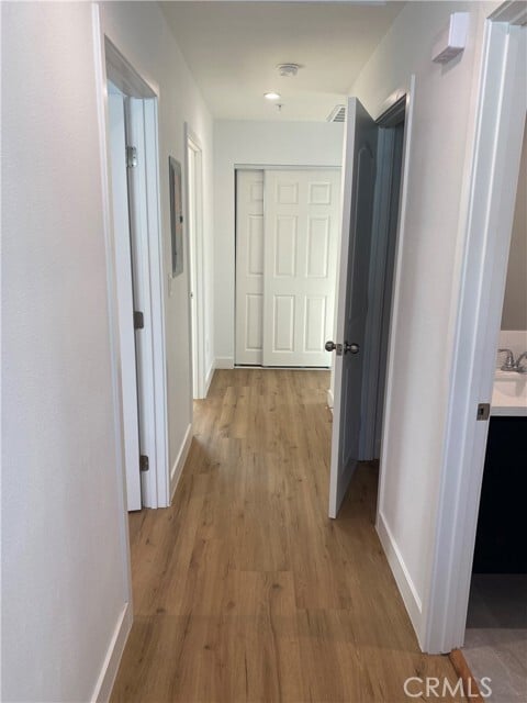 Building Photo - 10424 Graham Ave