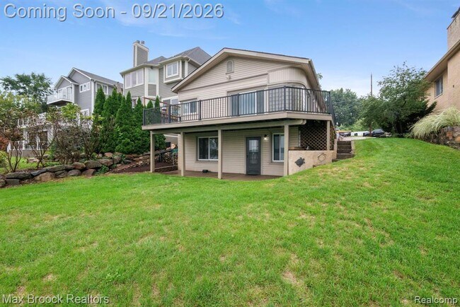 Building Photo - 4151 Bluebird Dr