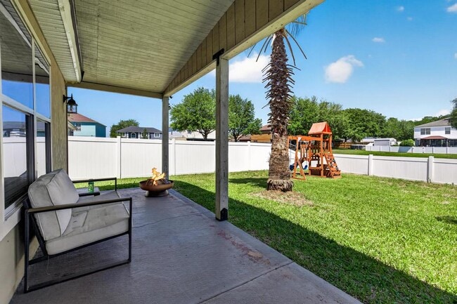 Building Photo - 7163 Bedfordshire Ln