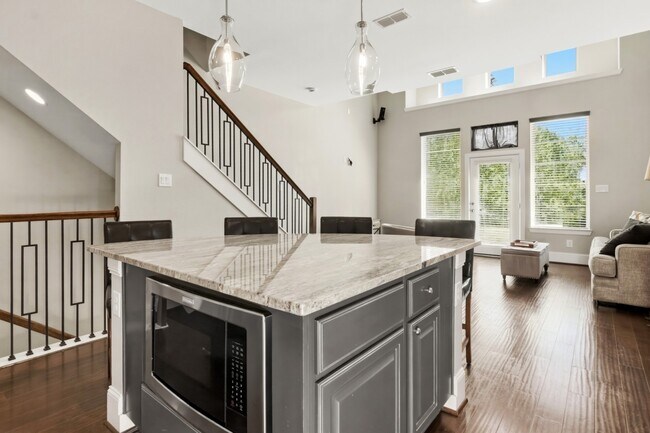 Building Photo - 419 T C Jester Blvd