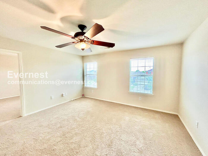 Building Photo - 7232 Jurassic Dr