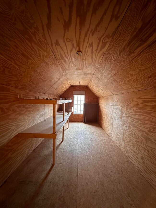 Building Photo - 508 Newbury Way