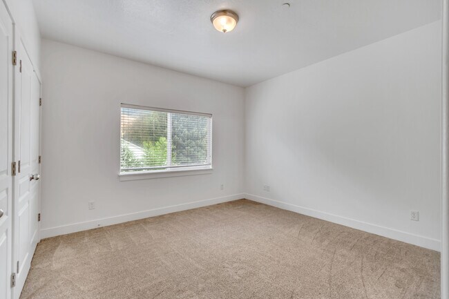 Building Photo - Cedar Street Holdings