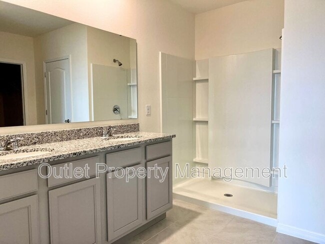 Building Photo - 2877 Sunridge Lp