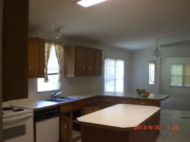 Building Photo - 5785 Kimber Ln